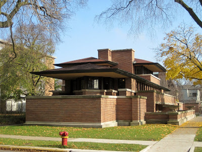 FLW's 1920 Frederick Robie House, the epitome of his Prairie style