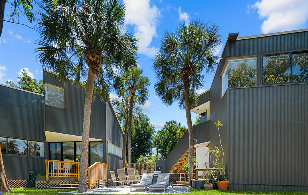 What you get for... Modern Single Family Homes in Florida from $1.5m to $2.5m